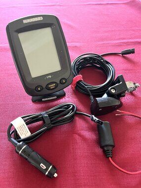 Hummingbird Piranha Max 170 PMax 4" Fish Finder - Tested
